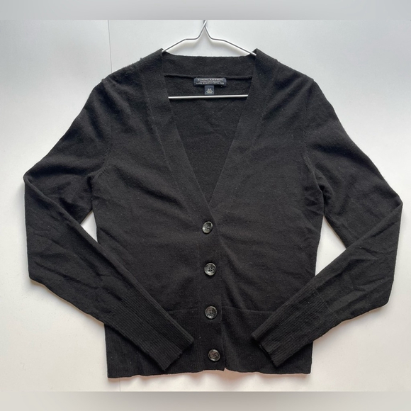 Banana Republic Sweaters - Banana Republic Black V-Neck Cardigan extra fine merino wool sweater